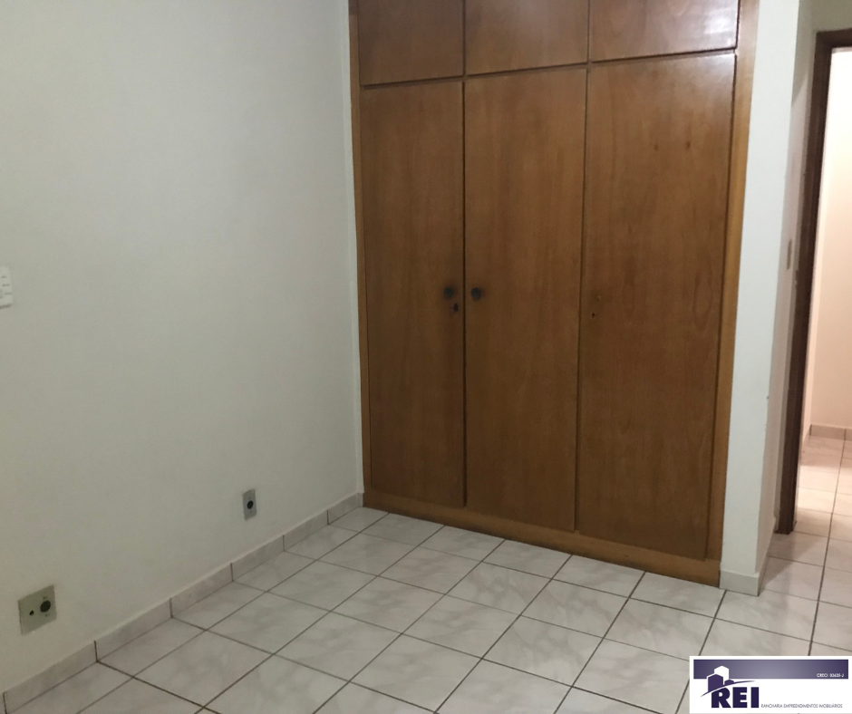 Av. Pedro de Toledo 888 (3)