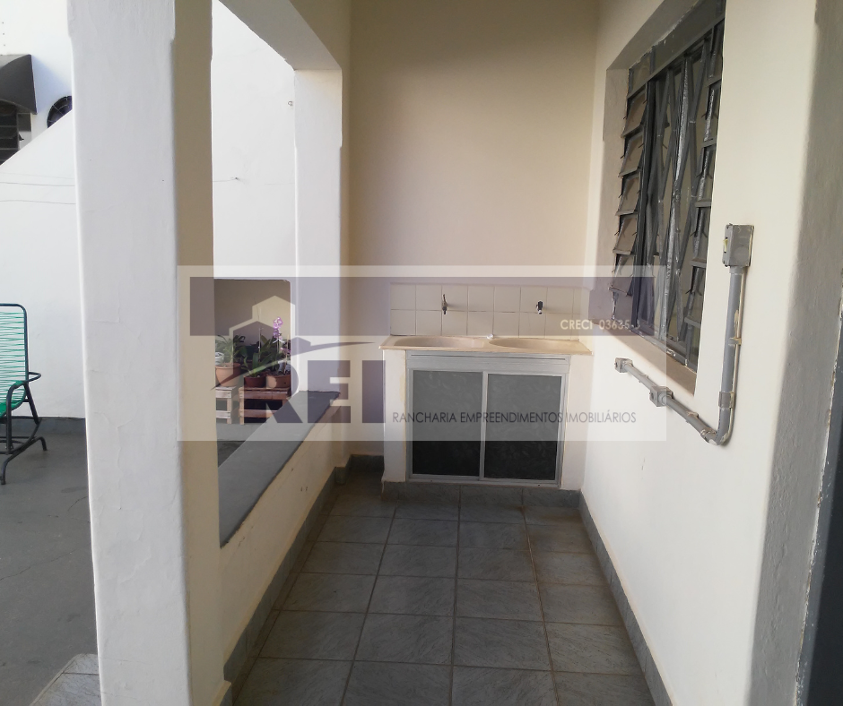 Rua Expedicionarios Brasileiros, 253 A fundos (2)