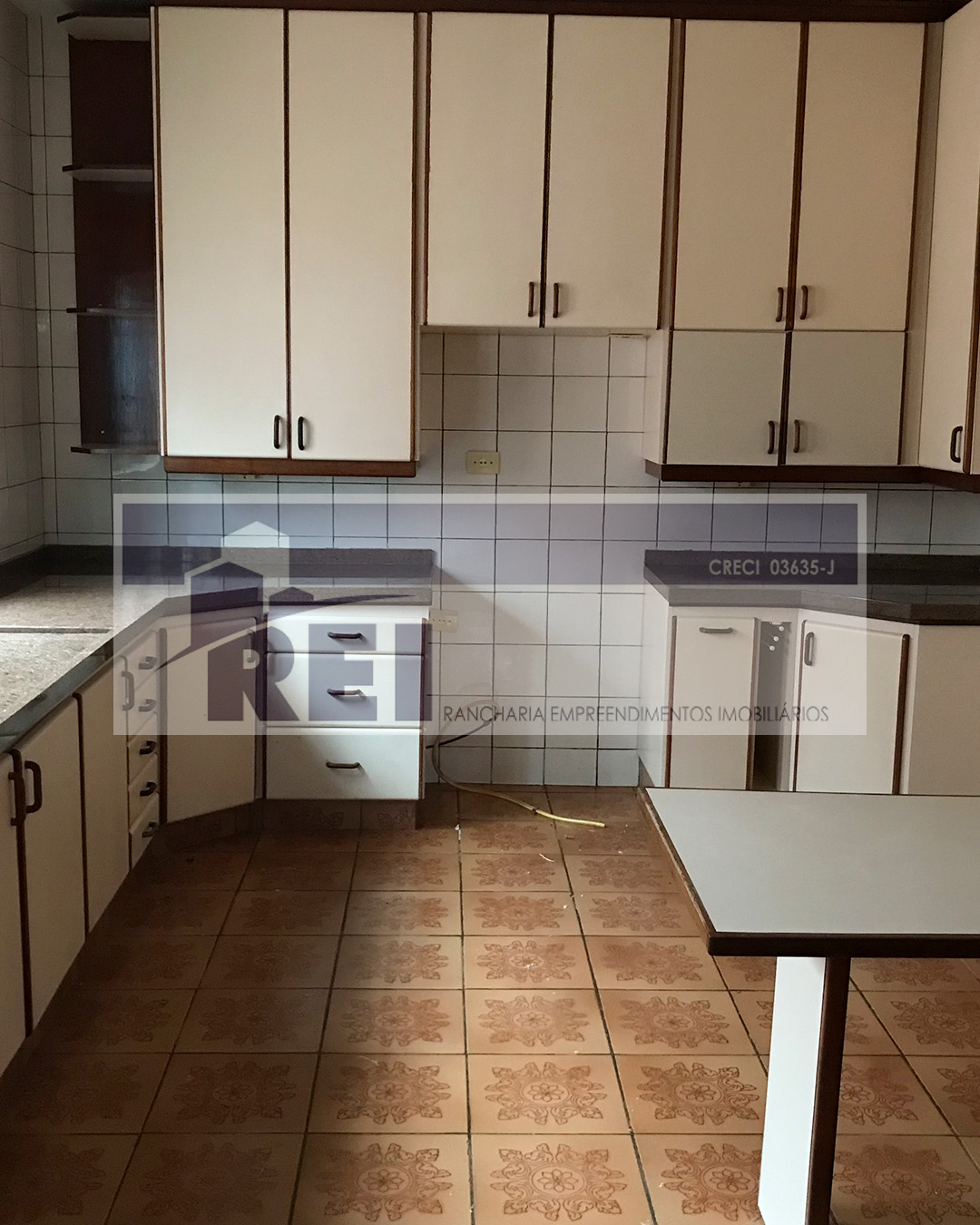 R. Adhemar de Barros, 465 – Centro 4