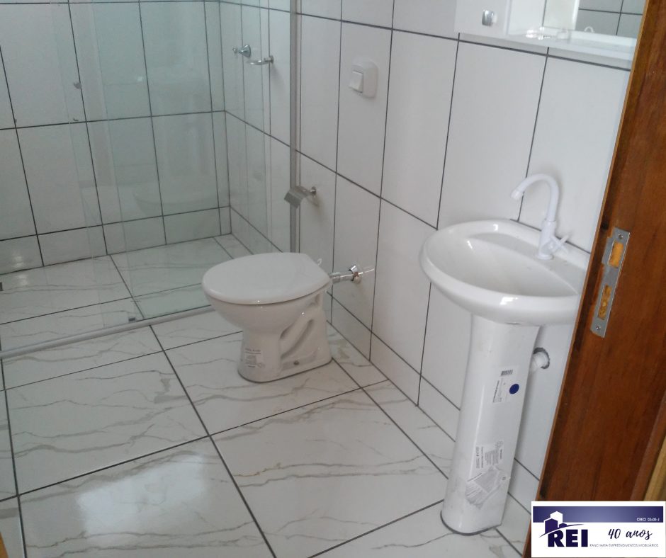 Rua Jose S Lins 149B fundos 7