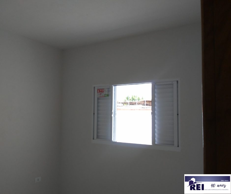 Rua Jose S Lins 149B fundos 8